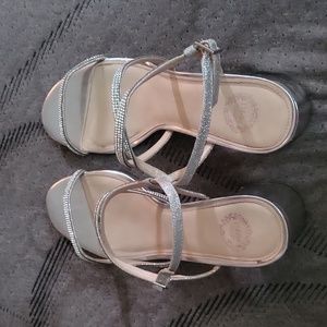 I.Miller size 11 silver heels